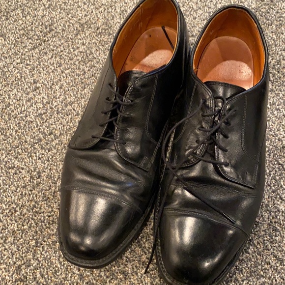 Allen Edmonds - Picture 1 of 3